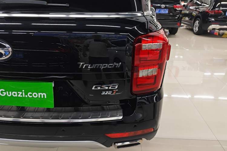 Used GAC Trumpchi GS8 2017 320T Two-Wheel Drive Luxury Smart Connectivity Version (7 Seats) Right Rear Taillight
