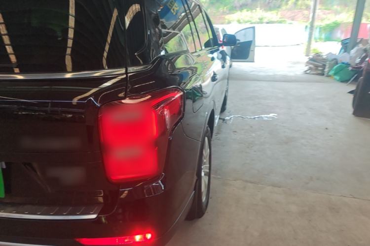 Used GAC Trumpchi GS8 2017 320T Two-Wheel Drive Luxury Edition (7 Seats) Right Rear Taillight