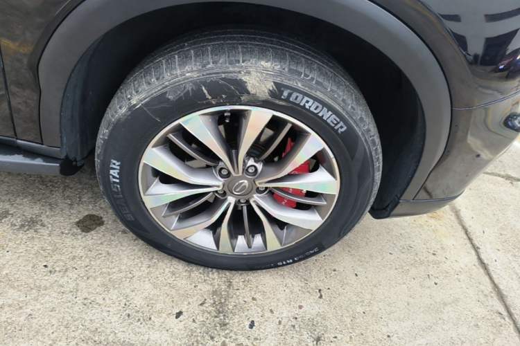 Used GAC Trumpchi GS8 2017 320T Two-Wheel Drive Luxury Smart Connectivity Version (7 Seats) Right Rear Wheel Hub