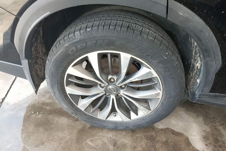 Used GAC Trumpchi GS8 2017 320T Two-Wheel Drive Luxury Smart Connectivity Version (7 Seats) Right Rear Wheel Hub