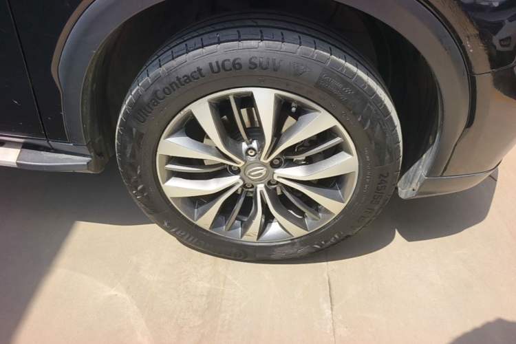 Used GAC Trumpchi GS8 2017 320T Two-Wheel Drive Luxury Smart Connectivity Version (7 Seats) Right Rear Wheel Hub