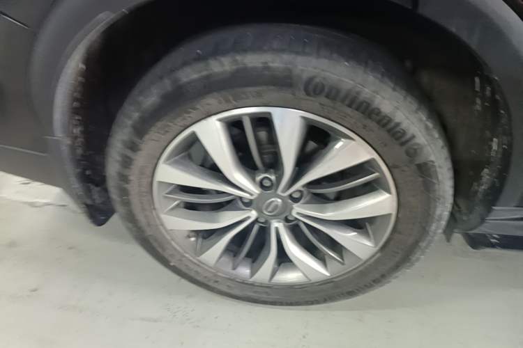 Used GAC Trumpchi GS8 2017 320T Two-Wheel Drive Luxury Smart Connectivity Version (7 Seats) Right Rear Wheel Hub