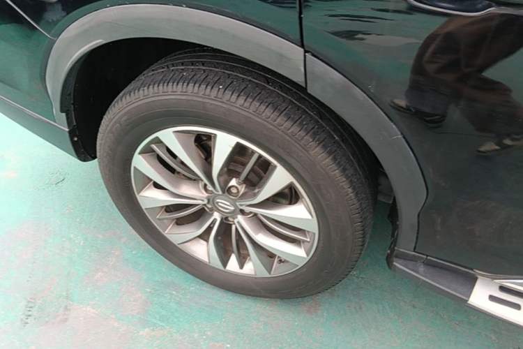 Used GAC Trumpchi GS8 2017 320T Four-Wheel Drive Luxury Smart Connectivity Version (7 Seats) Right Rear Wheel Hub