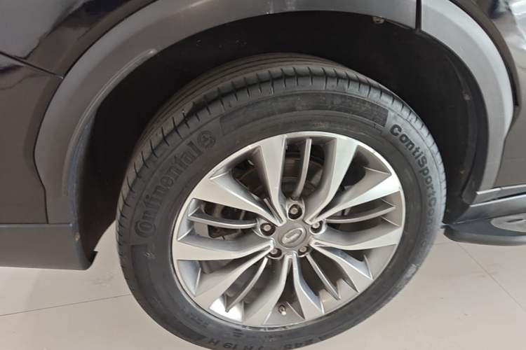 Used GAC Trumpchi GS8 2017 320T Two-Wheel Drive Luxury Smart Connectivity Version (7 Seats) Right Rear Wheel Hub