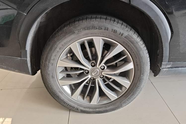 Used GAC Trumpchi GS8 2017 320T Two-Wheel Drive Luxury Smart Connectivity Version (7 Seats) Right Rear Wheel Hub