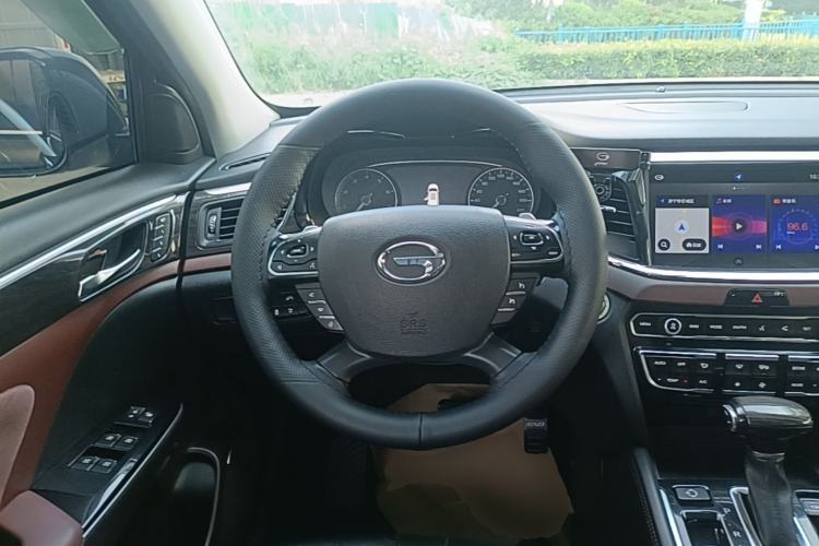 Used GAC Trumpchi GS8 2017 320T Two-Wheel Drive Luxury Smart Connectivity Version (7 Seats) Steering Wheel