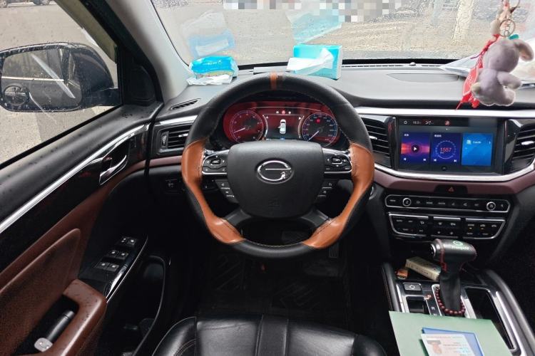 Used GAC Trumpchi GS8 2017 320T Two-Wheel Drive Luxury Edition (7 Seats) Steering Wheel