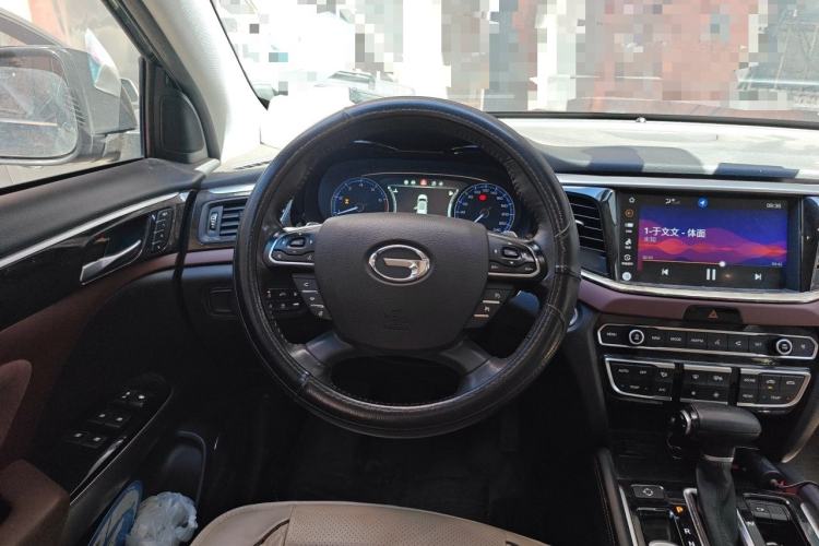 Used GAC Trumpchi GS8 2017 320T Four-Wheel Drive Luxury Smart Connectivity Version (7 Seats) Steering Wheel