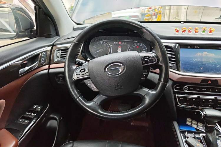 Used GAC Trumpchi GS8 2017 320T Two-Wheel Drive Luxury Edition (7 Seats) Steering Wheel