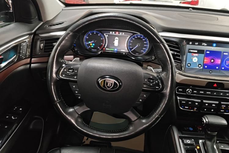 Used GAC Trumpchi GS8 2017 320T Two-Wheel Drive Luxury Smart Connectivity Version (7 Seats) Steering Wheel