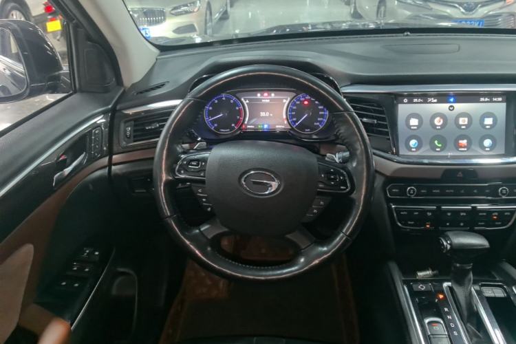 Used GAC Trumpchi GS8 2017 320T Four-Wheel Drive Luxury Smart Connectivity Version (7 Seats) Steering Wheel