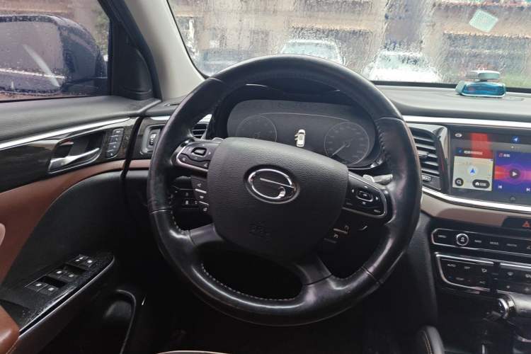 Used GAC Trumpchi GS8 2017 320T Four-Wheel Drive Luxury Smart Connectivity Version (7 Seats) Steering Wheel