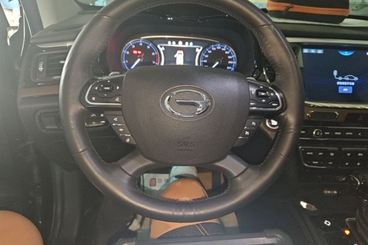 Used GAC Trumpchi GS8 2017 320T Four-Wheel Drive Luxury Smart Connectivity Version (7 Seats) Steering Wheel