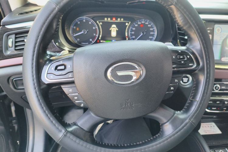 Used GAC Trumpchi GS8 2017 320T Four-Wheel Drive Luxury Smart Connectivity Version (7 Seats) Steering Wheel
