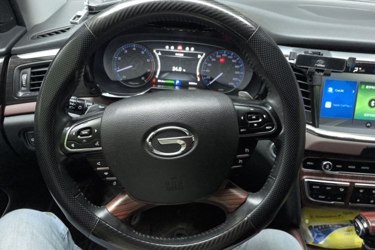 Used GAC Trumpchi GS8 2017 320T Two-Wheel Drive Luxury Smart Connectivity Version (7 Seats) Steering Wheel