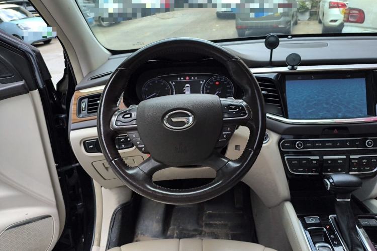 Used GAC Trumpchi GS8 2017 320T Two-Wheel Drive Prestige Version (7 Seats) Steering Wheel