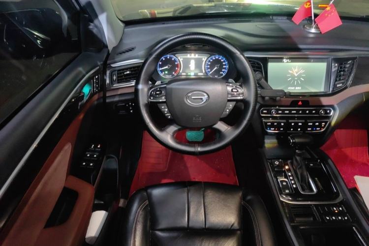 Used GAC Trumpchi GS8 2017 320T Two-Wheel Drive Luxury Smart Connectivity Version (7 Seats) Steering Wheel