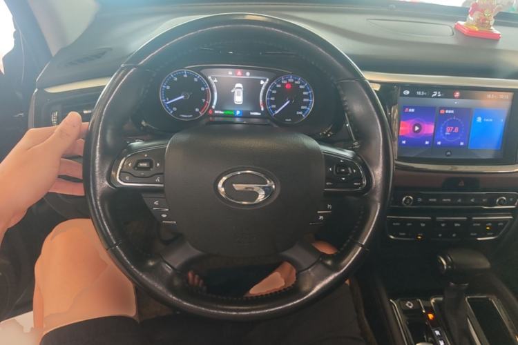 Used GAC Trumpchi GS8 2017 320T Two-Wheel Drive Luxury Edition (7 Seats) Steering Wheel