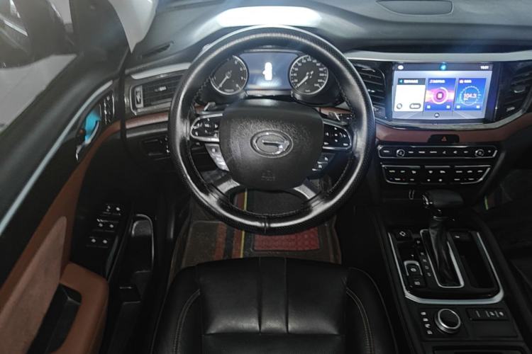 Used GAC Trumpchi GS8 2017 320T Four-Wheel Drive Luxury Smart Connectivity Version (7 Seats) Steering Wheel