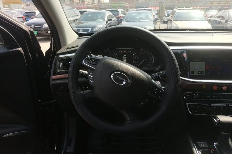 Used GAC Trumpchi GS8 2017 320T Four-Wheel Drive Luxury Smart Connectivity Version (7 Seats) Steering Wheel