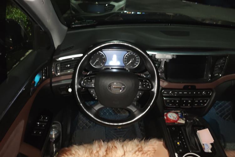 Used GAC Trumpchi GS8 2017 320T Four-Wheel Drive Luxury Smart Connectivity Version (7 Seats) Steering Wheel