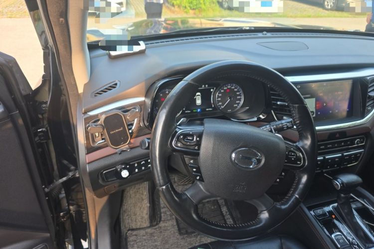 Used GAC Trumpchi GS8 2017 320T Four-Wheel Drive Luxury Smart Connectivity Version (7 Seats) Steering Wheel