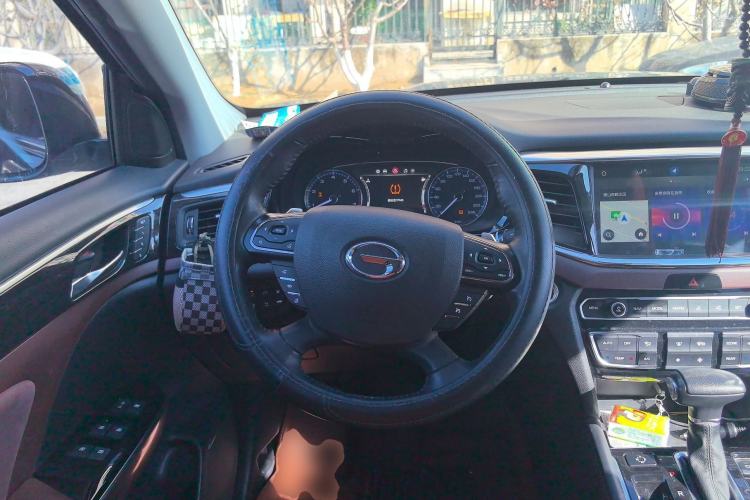 Used GAC Trumpchi GS8 2017 320T Four-Wheel Drive Luxury Smart Connectivity Version (7 Seats) Steering Wheel