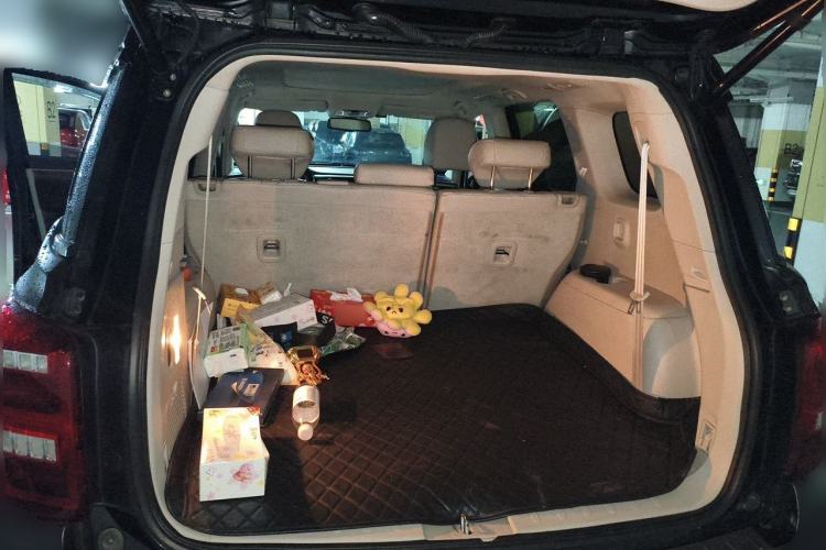 Used GAC Trumpchi GS8 2017 320T Two-Wheel Drive Luxury Smart Connectivity Version (7 Seats) Trunk