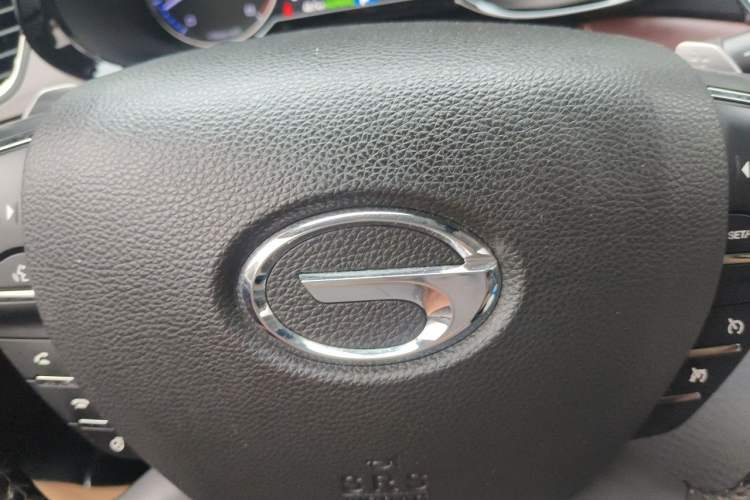Used GAC Trumpchi GS8 2017 320T Two-Wheel Drive Luxury Smart Connectivity Version (7 Seats) Vehicle Key