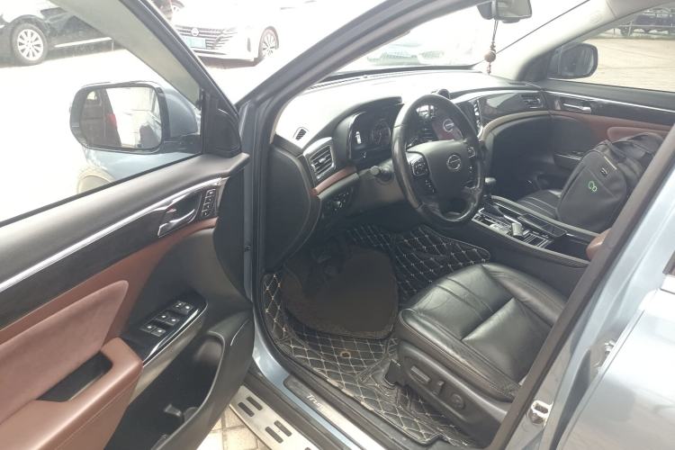 Used GAC Trumpchi GS8 2017 320T Two-Wheel Drive Luxury Smart Connectivity Version (7 Seats) Driver Seat