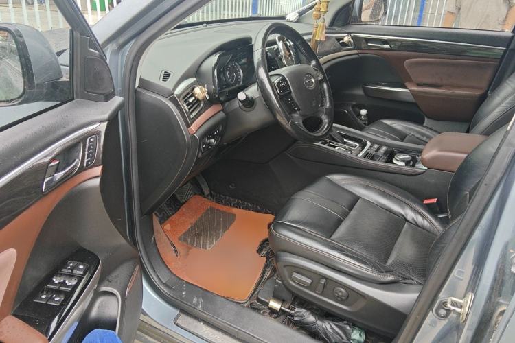 Used GAC Trumpchi GS8 2017 320T Two-Wheel Drive Luxury Smart Connectivity Version (7 Seats) Driver Seat