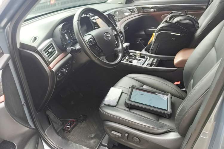 Used GAC Trumpchi GS8 2017 320T Two-Wheel Drive Luxury Smart Connectivity Version (7 Seats) Driver Seat