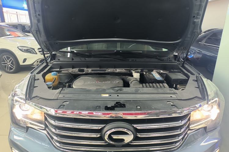 Used GAC Trumpchi GS8 2017 320T Two-Wheel Drive Luxury Edition (7 Seats) Engine Bay