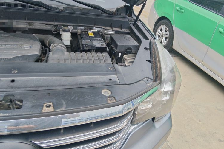 Used GAC Trumpchi GS8 2017 320T Two-Wheel Drive Luxury Smart Connectivity Version (7 Seats) Engine Bay Left