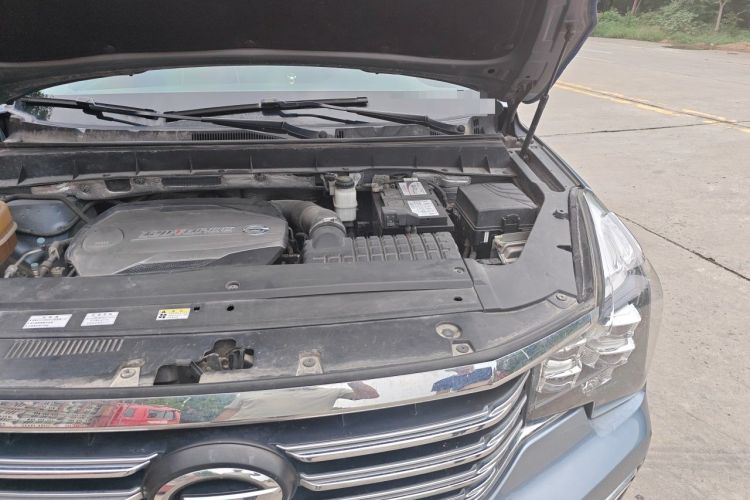 Used GAC Trumpchi GS8 2017 320T Two-Wheel Drive Luxury Smart Connectivity Version (7 Seats) Engine Bay Left