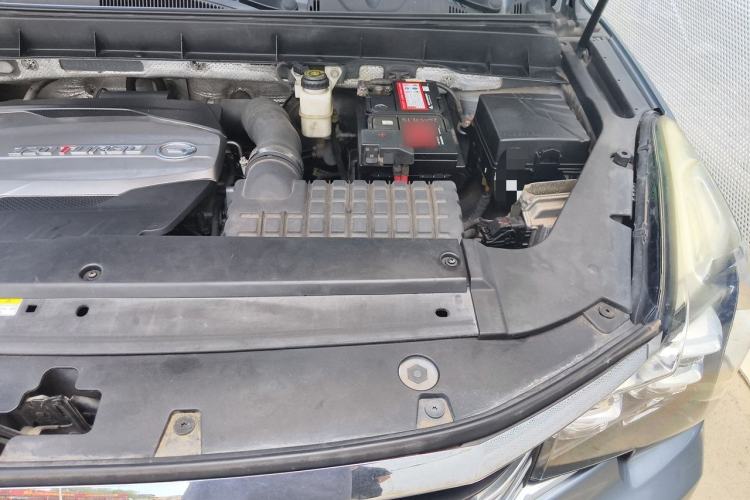Used GAC Trumpchi GS8 2017 320T Two-Wheel Drive Luxury Smart Connectivity Version (7 Seats) Engine Bay Left