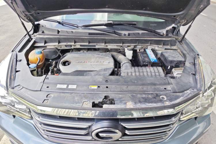 Used GAC Trumpchi GS8 2017 320T Two-Wheel Drive Luxury Smart Connectivity Version (7 Seats) Engine Bay