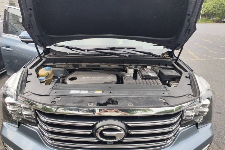 Used GAC Trumpchi GS8 2017 320T Two-Wheel Drive Luxury Smart Connectivity Version (7 Seats) Engine Bay