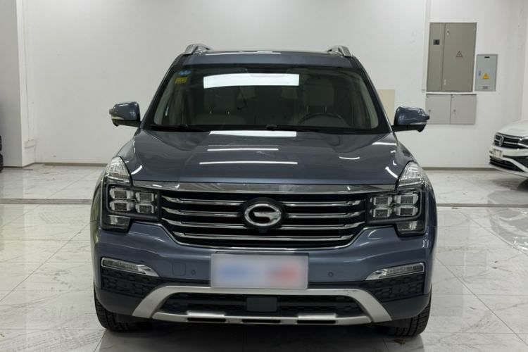 Used GAC Trumpchi GS8 2017 320T Two-Wheel Drive Luxury Smart Connectivity Version (7 Seats) Exterior 2