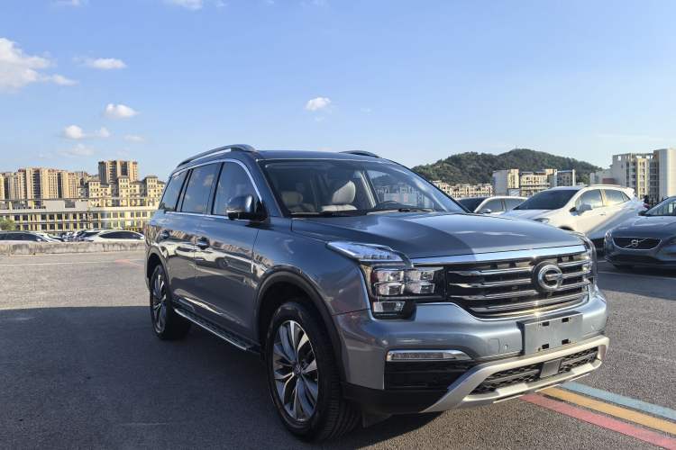 Used GAC Trumpchi GS8 2017 320T Four-Wheel Drive Luxury Smart Connectivity Version (7 Seats) Exterior 2