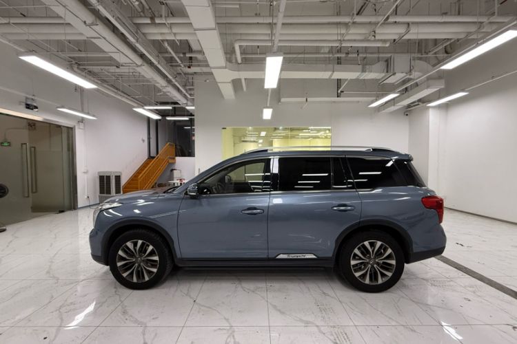 Used GAC Trumpchi GS8 2017 320T Two-Wheel Drive Luxury Smart Connectivity Version (7 Seats) Exterior 3