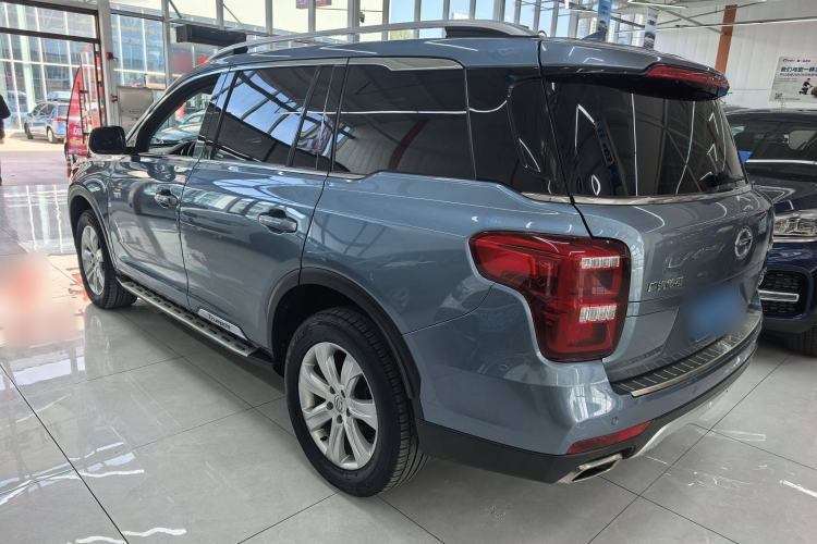 Used GAC Trumpchi GS8 2017 320T Two-Wheel Drive Luxury Edition (7 Seats) Exterior 3