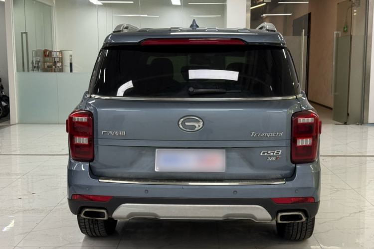 Used GAC Trumpchi GS8 2017 320T Two-Wheel Drive Luxury Smart Connectivity Version (7 Seats) Exterior 4