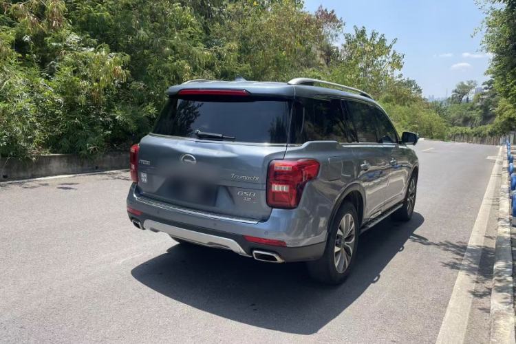 Used GAC Trumpchi GS8 2017 320T Two-Wheel Drive Luxury Smart Connectivity Version (7 Seats) Exterior 5