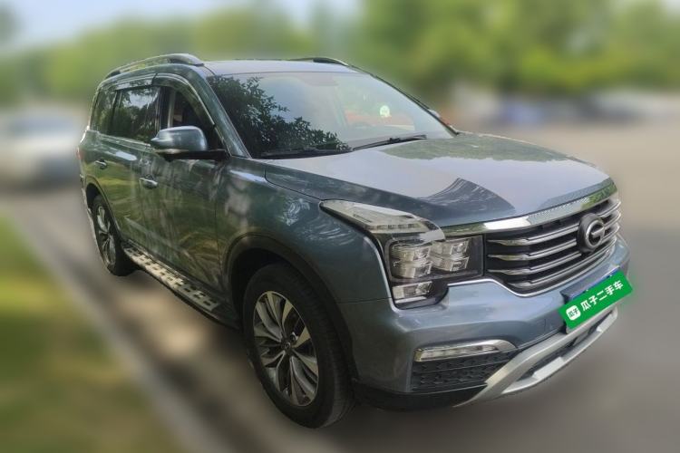Used GAC Trumpchi GS8 2017 320T Two-Wheel Drive Luxury Smart Connectivity Version (7 Seats) Front Right 45 Deg