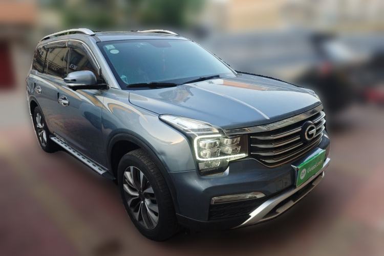 Used GAC Trumpchi GS8 2017 320T Two-Wheel Drive Luxury Smart Connectivity Version (7 Seats) Front Right 45 Deg