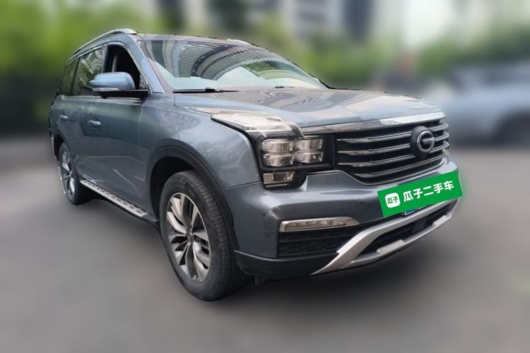 Used GAC Trumpchi GS8 2017 320T Two-Wheel Drive Luxury Smart Connectivity Version (7 Seats) Front Right 45 Deg