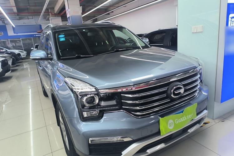 Used GAC Trumpchi GS8 2017 320T Two-Wheel Drive Luxury Edition (7 Seats) Front Right 45 Deg