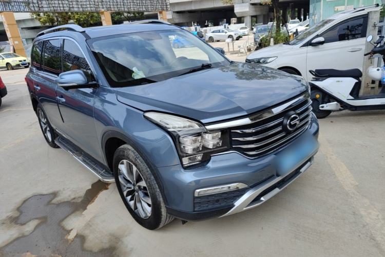 Used GAC Trumpchi GS8 2017 320T Two-Wheel Drive Luxury Smart Connectivity Version (7 Seats) Front Right 45 Deg