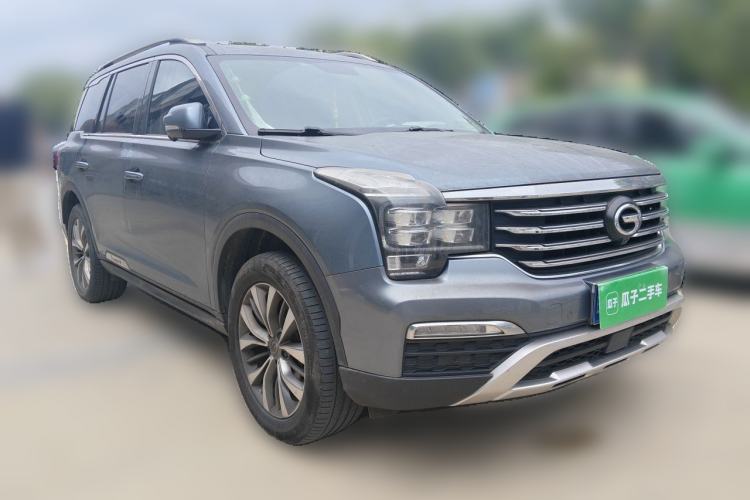 Used GAC Trumpchi GS8 2017 320T Two-Wheel Drive Luxury Smart Connectivity Version (7 Seats) Front Right 45 Deg